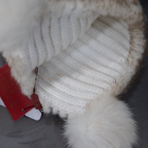 Mink Fur Hat Beanie White/Beige Pom Pom Puffs China Brand New - Picture 5 of 8